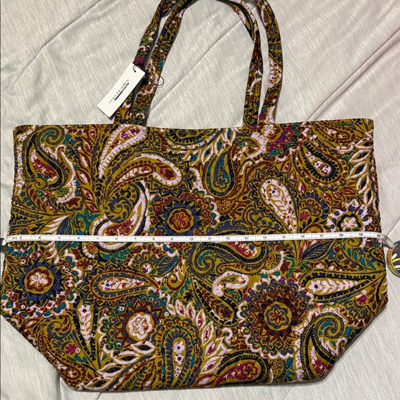 Vera Bradley Tote Bag - Picture 4 of 4